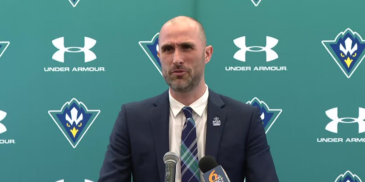 Oblinger UConn’s Michael Oblinger introduced as new UNCW Athletics Director