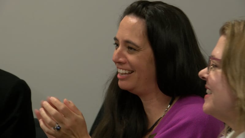 Margie Gewirtzman wins NHC school board candidacy